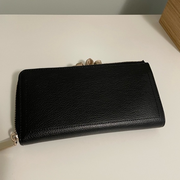 SOLD Kate Spade Black Leather Wallet - Picture 2 of 3